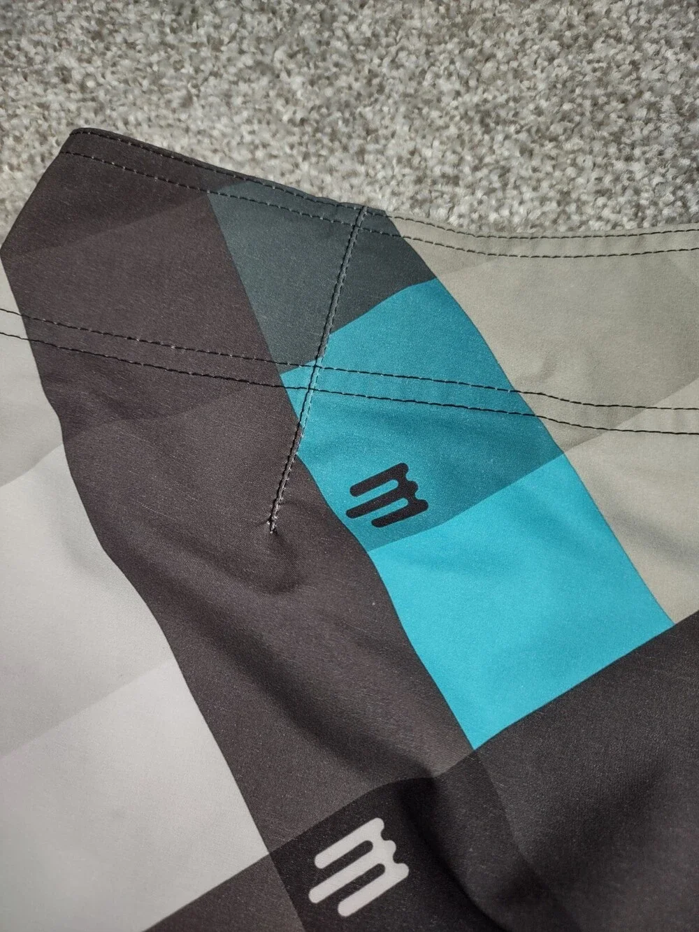 brody board shorts*